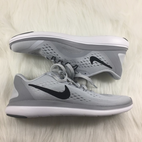 🔥SOLD🔥NIKE WOMEN'S FLEX RN 2017 RUNNING SNEAKERS - Picture 2 of 8